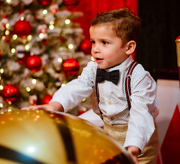 The Perfect Christmas Tree Skirt for Your 9-Foot Tree