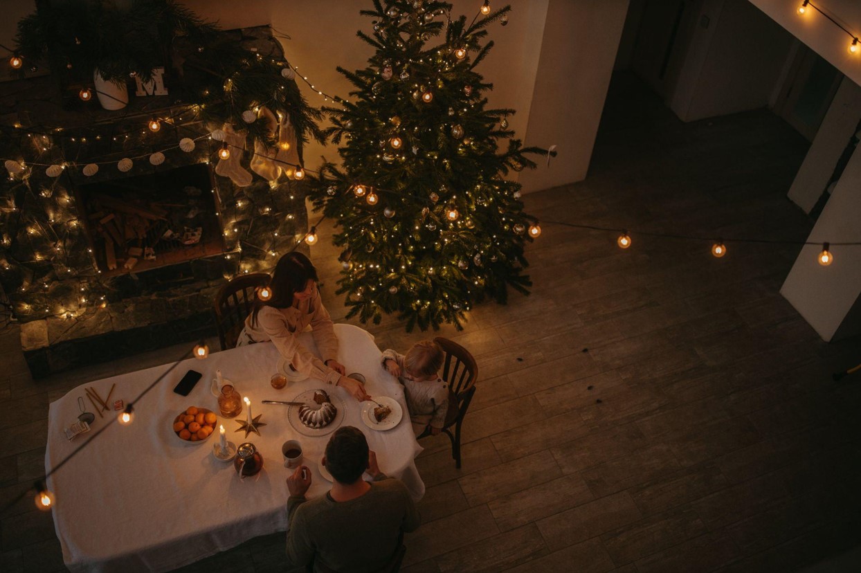 Celebrate with a Stunning 9ft Christmas Tree